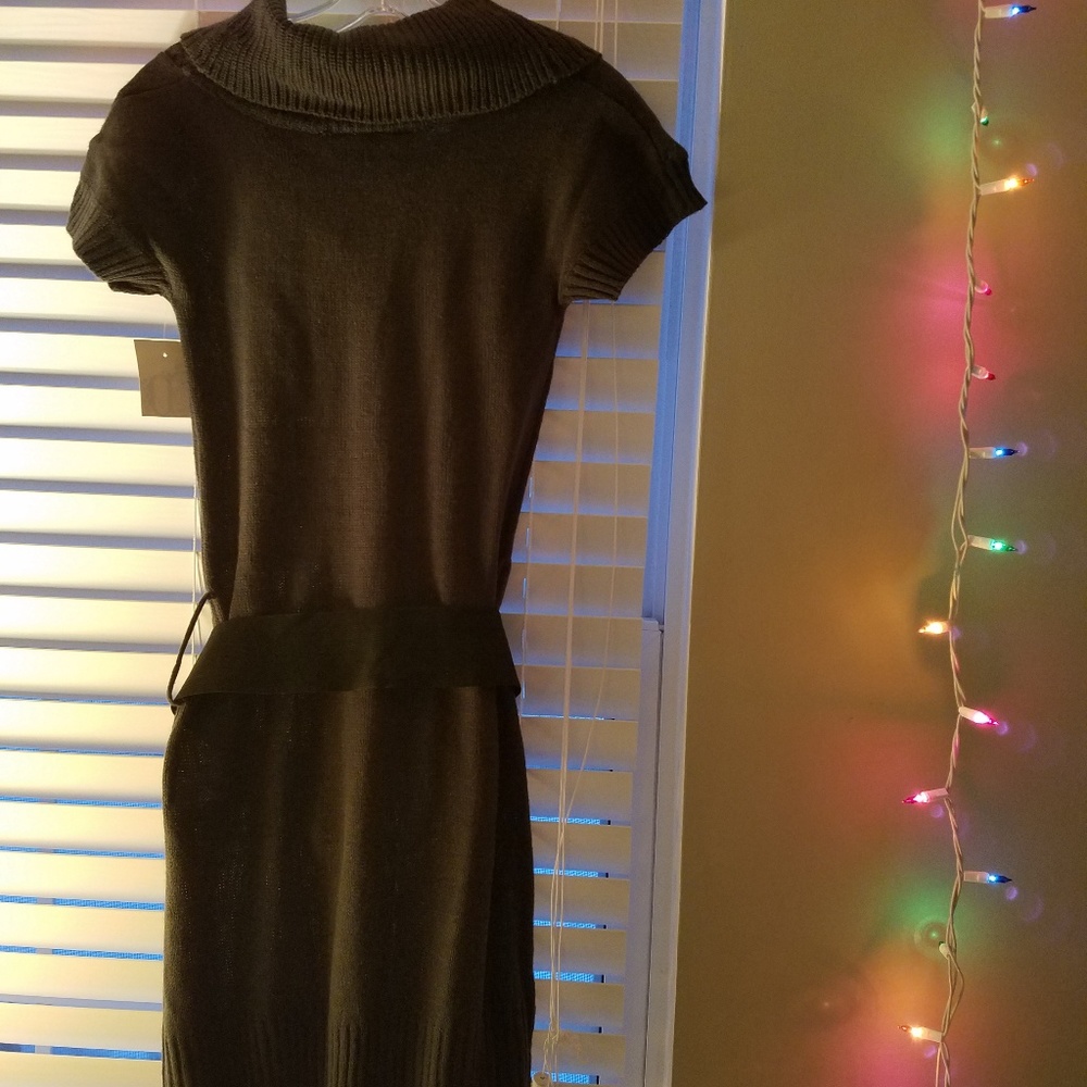 Sweater - Picture 2 of 3